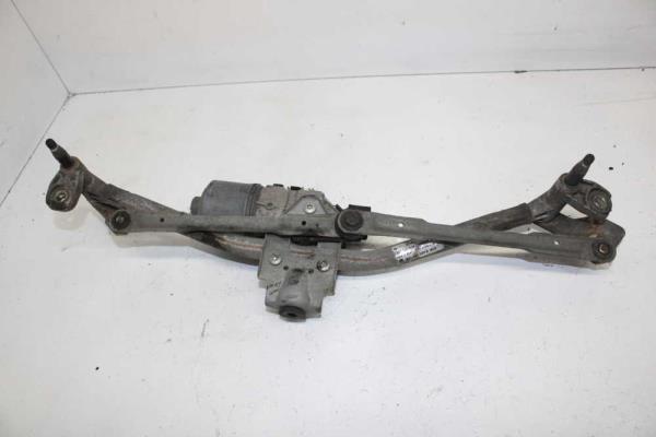 MOTEUR D ESSUI GLACE VW POLO 9N/9N3 2001-2009 - Vue 1